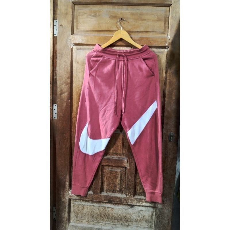 Jogger Nike big swoosh