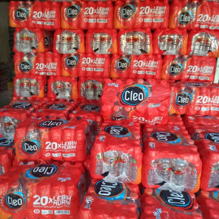

Model Baru AIR MINERAL CLEO SMART BOTOL 22 ML