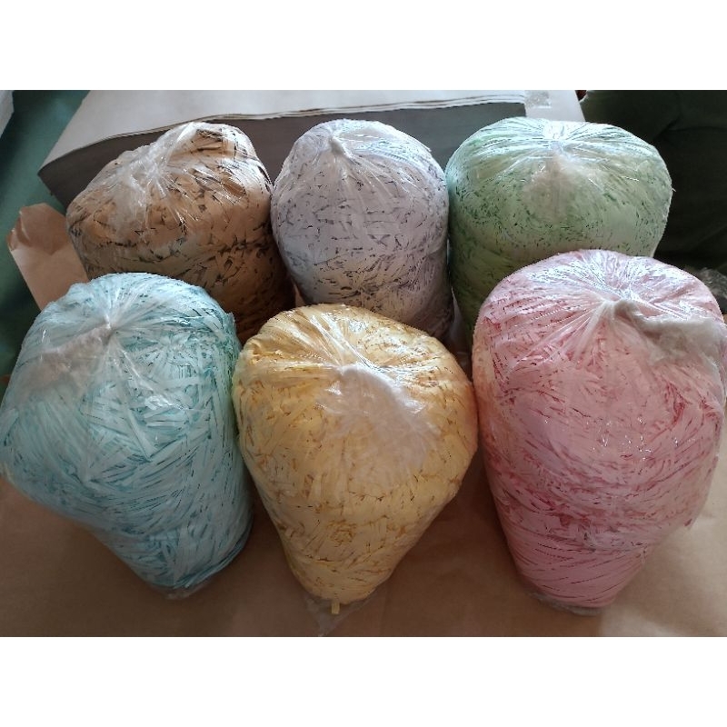 

( 1 Kg ) Kertas Cacah / Serut / Shredded Paper - Isi Hamper / Gift Box - Box Filler - kertas Potongan