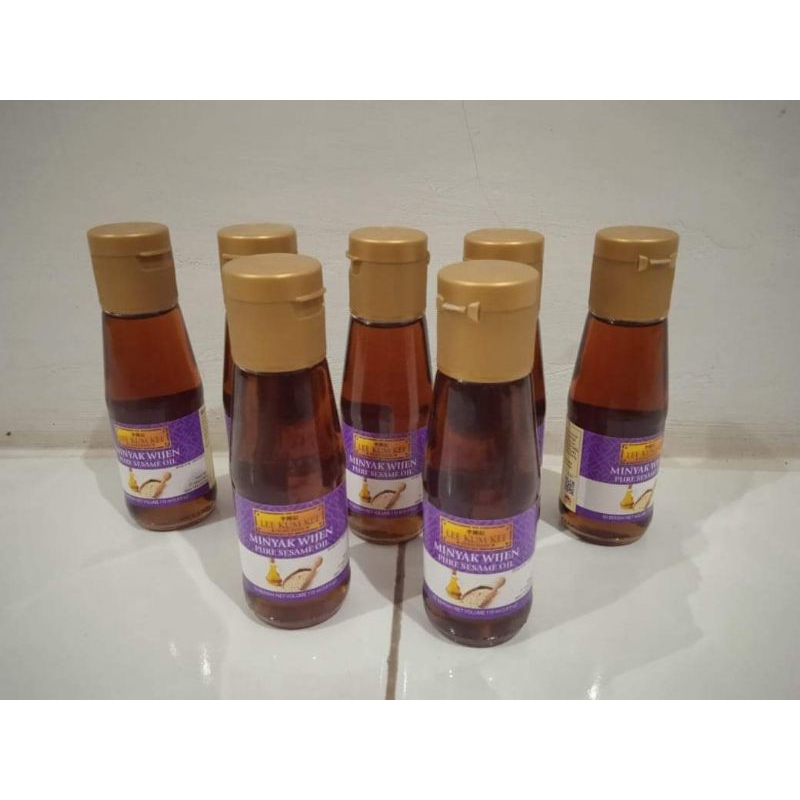 

minyak wijen lee kum kee