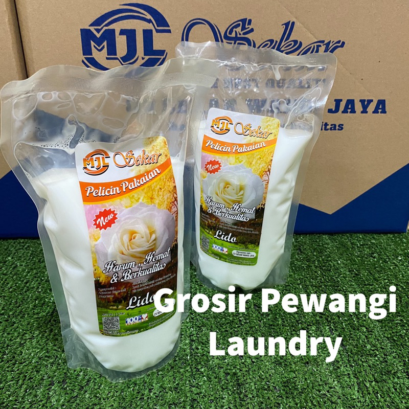Pelicin pewangi pakaian laundry setrika kemasan pouch 1 liter putih