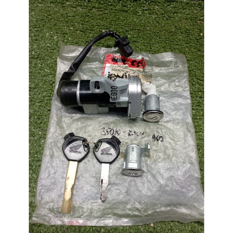 kunci kontak Assy/main switch+safety lock Honda CS1 asli AHM (35010-KWC-900)