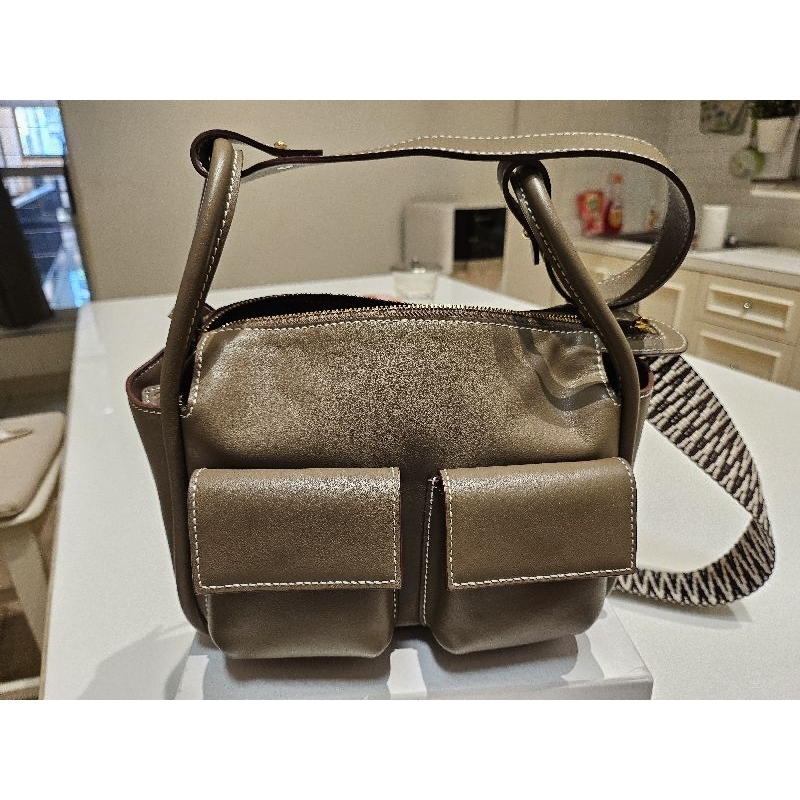 preloved little bunny brick sleek leather