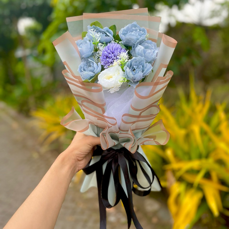 Bucket Bunga Artificial Murah Ukuran Besar Hadiah Kado Wisuda Ulang Tahun