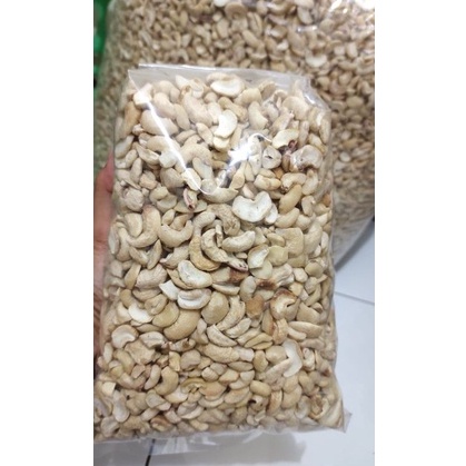 

Hot Sale Kacang mede patahanpecah 1kg Termurah