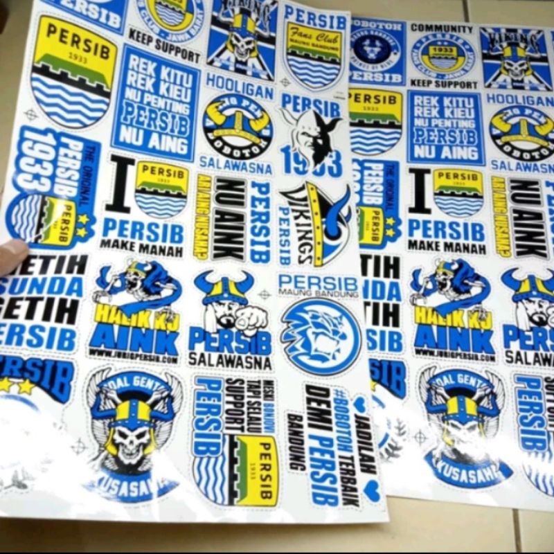 

1 LEMBAR STIKER KEREN STIKER PERSIB BANDUNG STIKER/LOGO KEREN