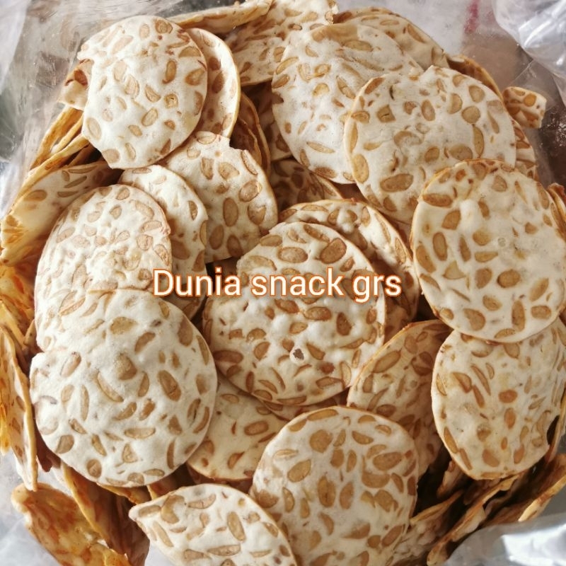 

Keripik Tempe Sagu 400gr / Kripik tempe sagu asin gurih