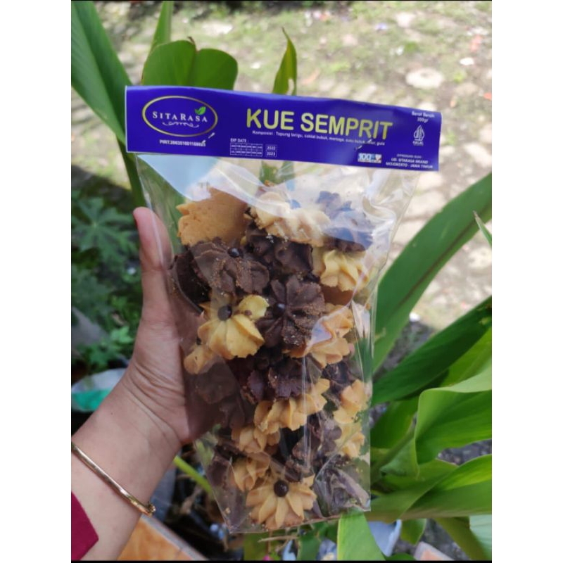 

KUE KERING SEMPRIT SITA RASA | KUE KERING SEMPRIT MAWAR MIX | SEMPRIT COKLAT | SEMPRIT SUSU | KUE SEMPRIT SITA RASA