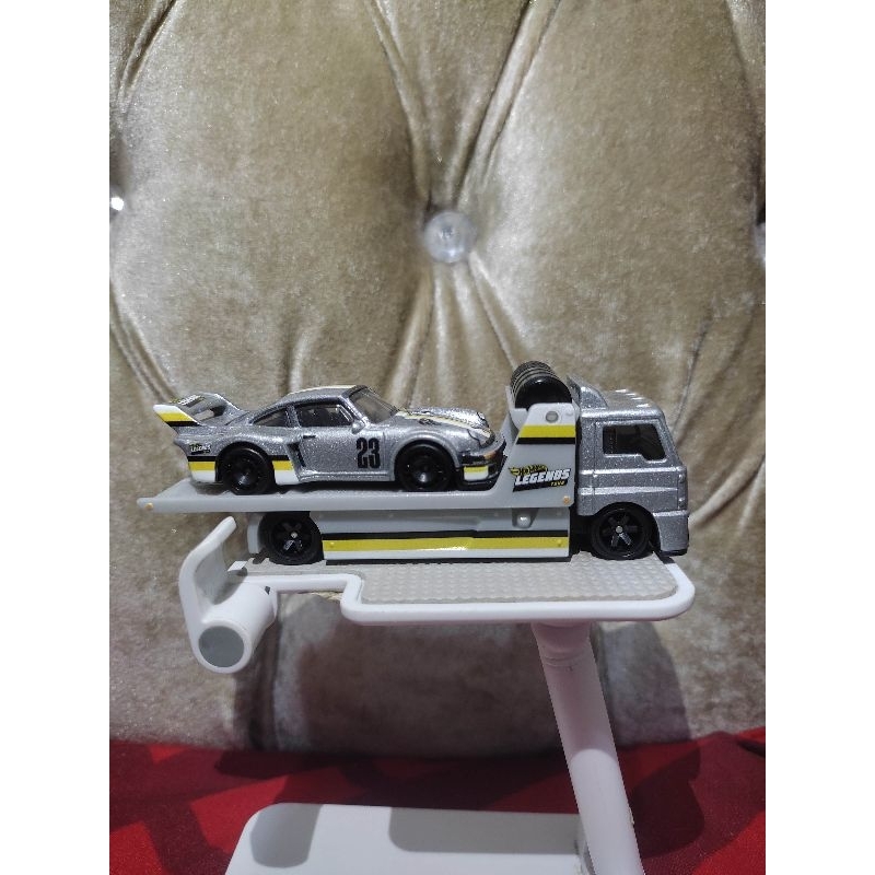 Hot wheels team transport Porsche legend tour loose