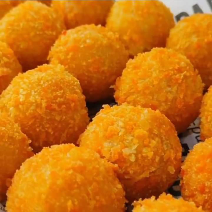 

BOLA KEJU MOZZARELA FROZEN ISI 10