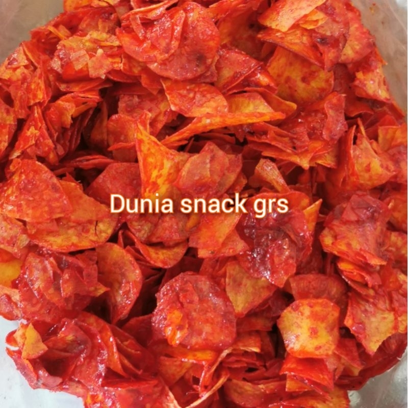

Keripik Singkong Pedas Balado 400gr Basah / Kripik singkong sambal balado