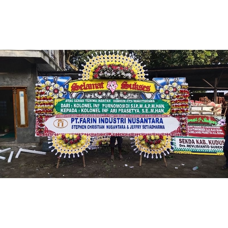 karangan bunga, karangan bunga papan, karangan bunga duka cita, karangan bunga selamat & sukses, kar