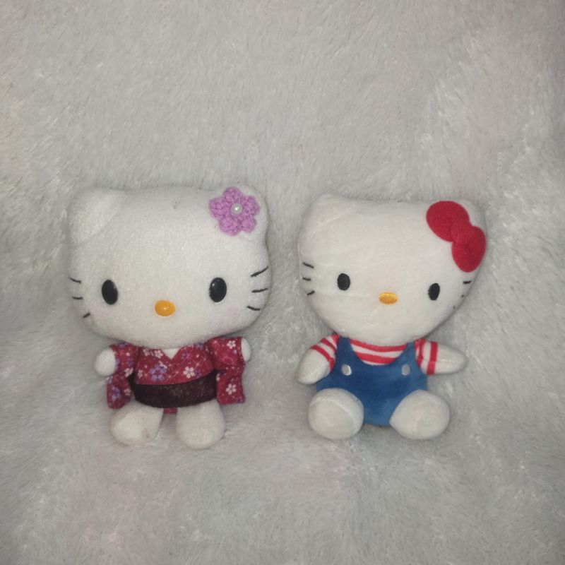 boneka karakter hello kitty sanrio plush doll kostum