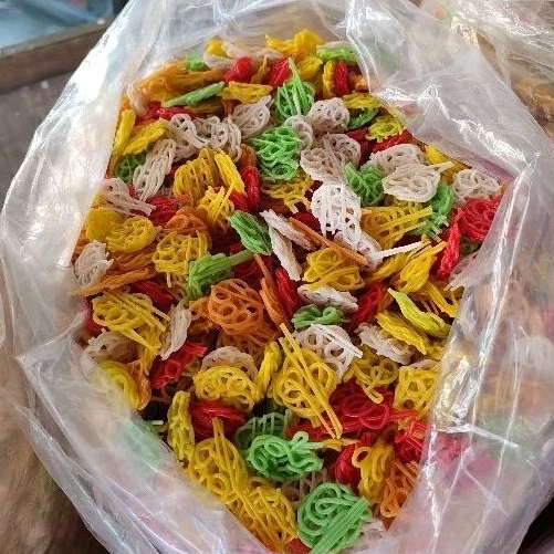 

Kerupuk seblak viral warna warni 500gram bentuk mawar