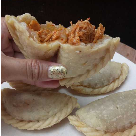 

CIRENG JUMBO ISI AYAM SUWIR 6 PCS dengan isian ayam lebih banyak
