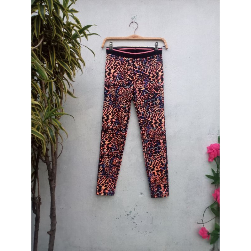 cotton on body leopardd legging