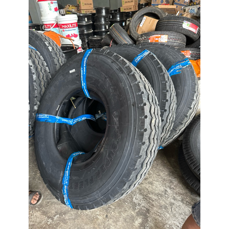 BAN TRUK KAWAT SUPERFLEET S320 1100 R20 (SET BAN DALAM + MARSET)