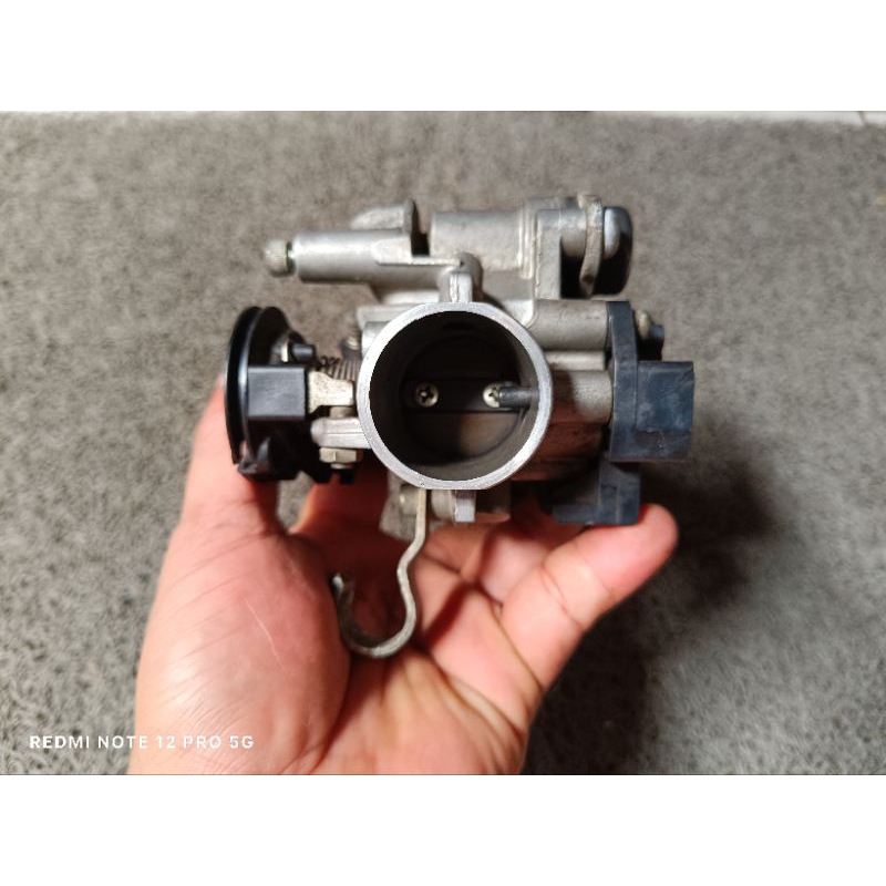 TB trothle body xeon fi 125 injek yamaha xeon 125 fi rc gt seri 1LB set intak lepasan