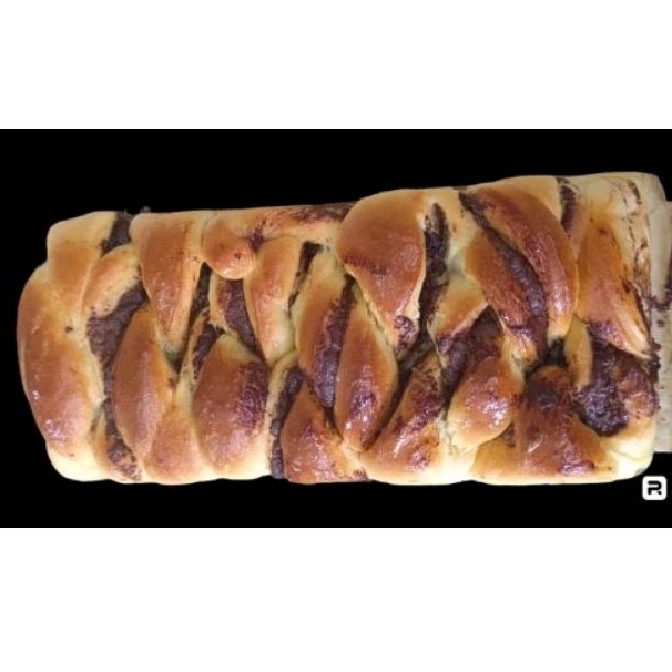 

Roti Sobek Premium Nutella