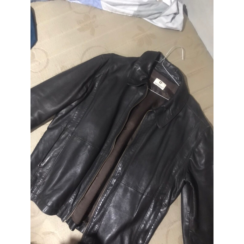 jaket second vintage kulit original AIGNER