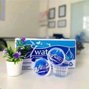 

Air minum Dwater dalwa water cup gelas 120 ml harga AGEN RESMI