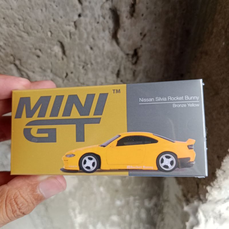 Mini Gt nissan silvia rocket bunny