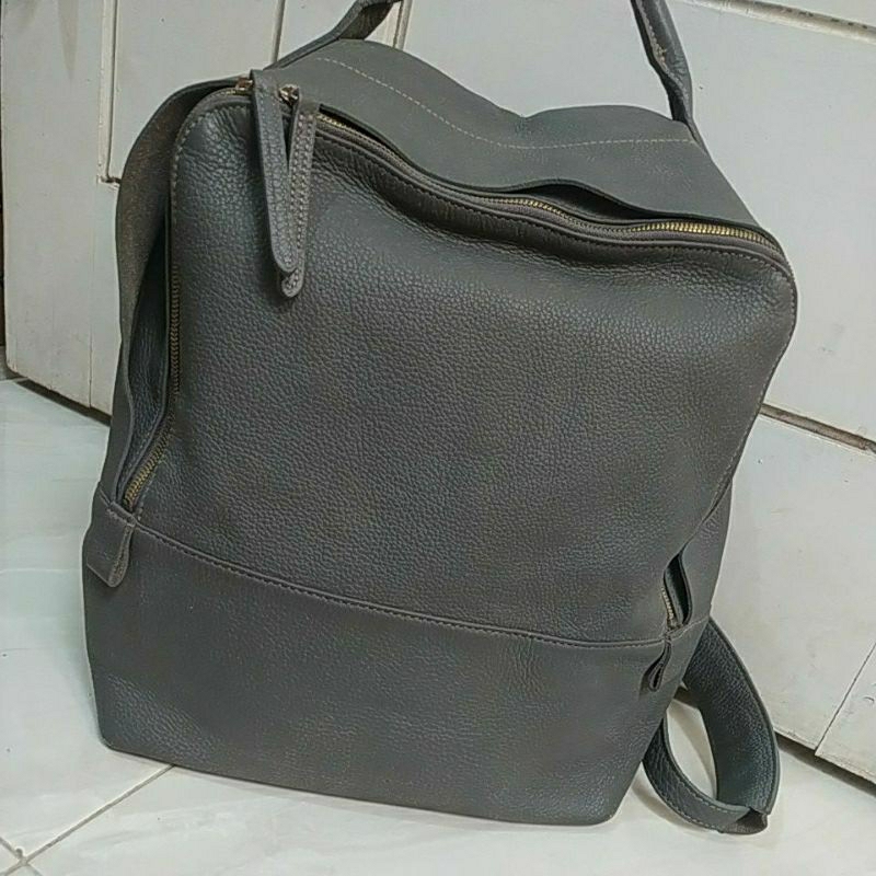 Ransel Kulas Beyond Best Preloved