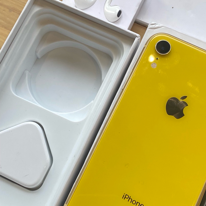 iphone XR 64Gb wifi only