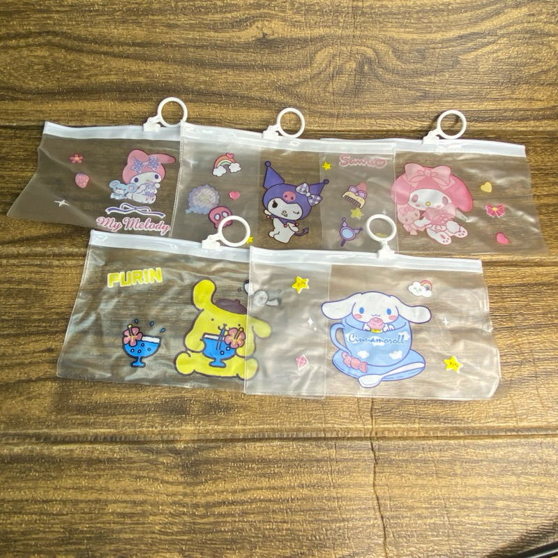 

PT133 Pouch dompet pensil zip lock sanrio 10x16,5cm