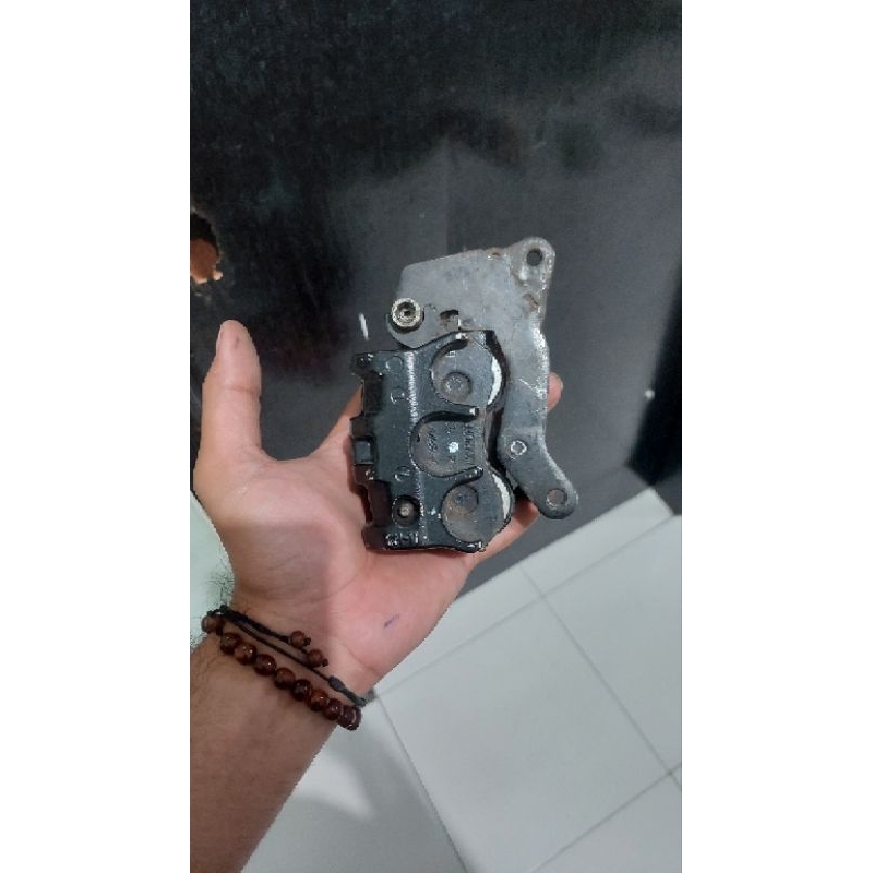 kaliper pcx 3 piston