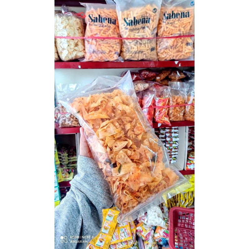 

Kripik singkong kriwil pedas kripik pedas kemasan 200gr