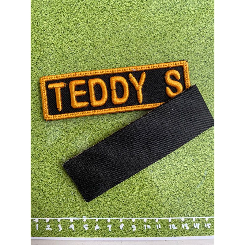 Bordir Timbul Nama Plus Perekat Satuan