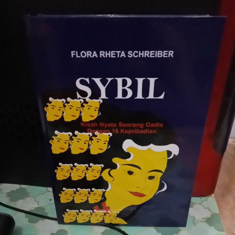 KODE C3Q7 SYBIL oleh Flora Rheta Schreiber