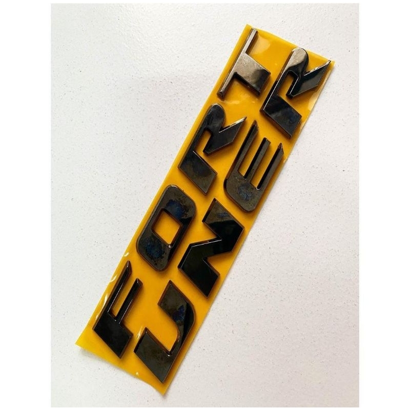 logo emblem fortuner black chrome