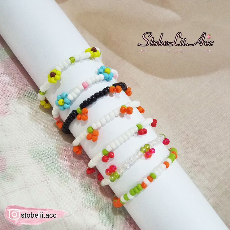 Gelang Manik / Gelang manik manik / Gelang manik korea / Gelang manik aesthetic / Gelang manik lucu
