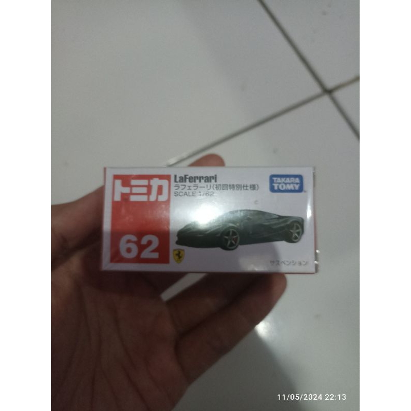 Tomica LaFerrari Hitam