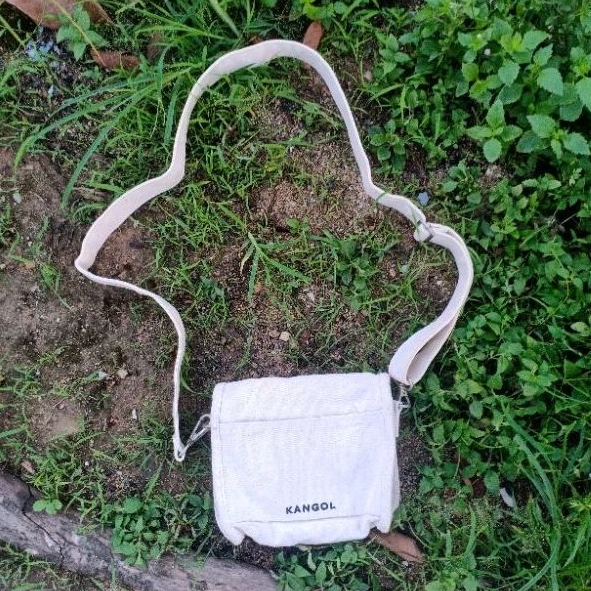 KANGOL SLINGBAG