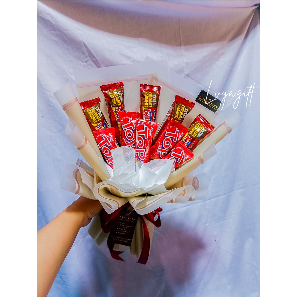 

LVYA.GIFT 4321.35 BUKET SNACK TOP MERAH MIX BENG-BENG PREMIUM