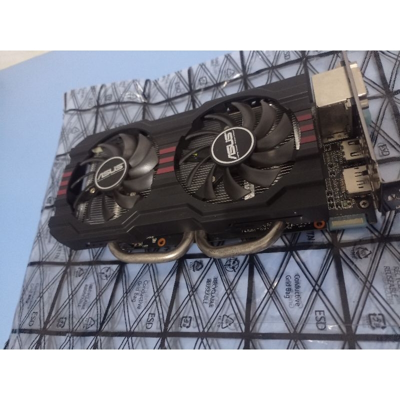 R7 260X 2gb gddr5 (No display)