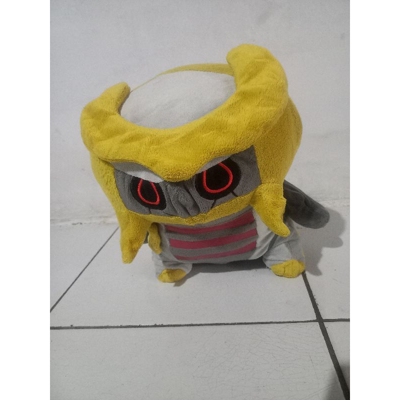 boneka pokemon girantina