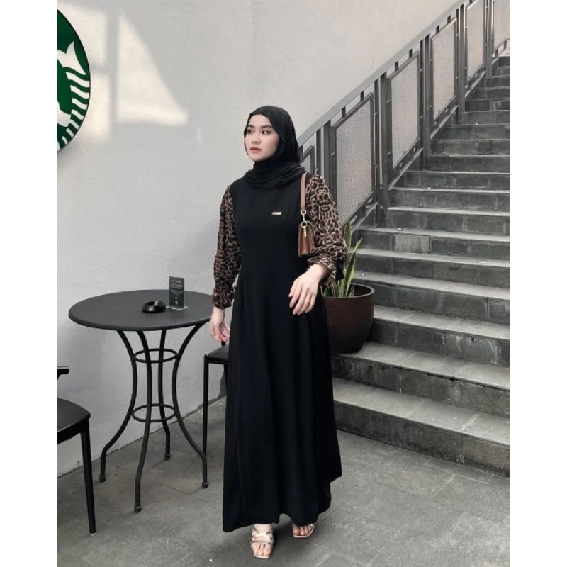 MIDI ZARA//MIDI DRESS//MIDI DRESS TWILL//MIDI DRESS POLOS//MIDI DRESS