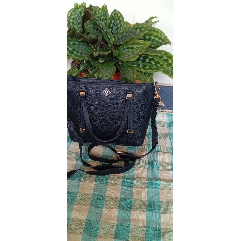 Tas tangan dan selempang wanita.Merek Gobelini ,PL.