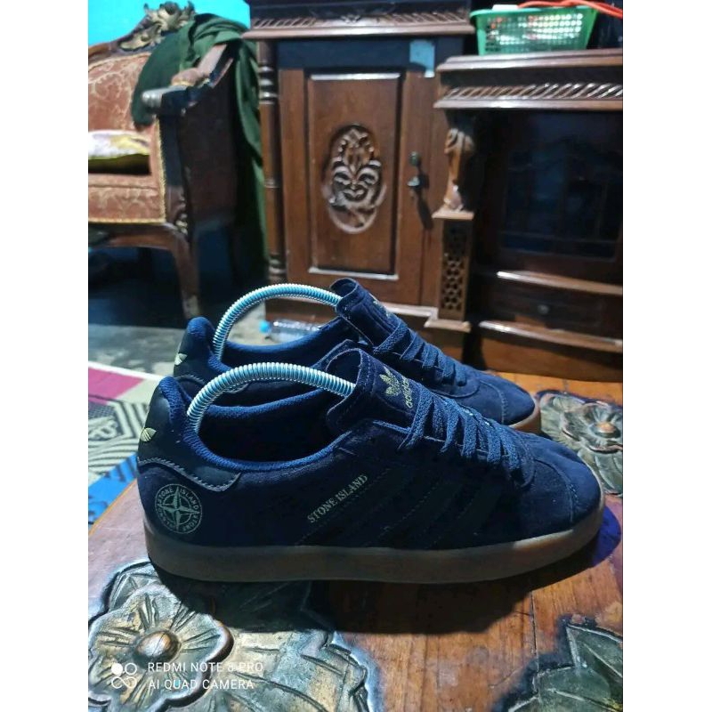 Adidas STONE ISLAND Size 39/25BZ0058 Adidas STONE ISLAND Size 39/25
BZ0058