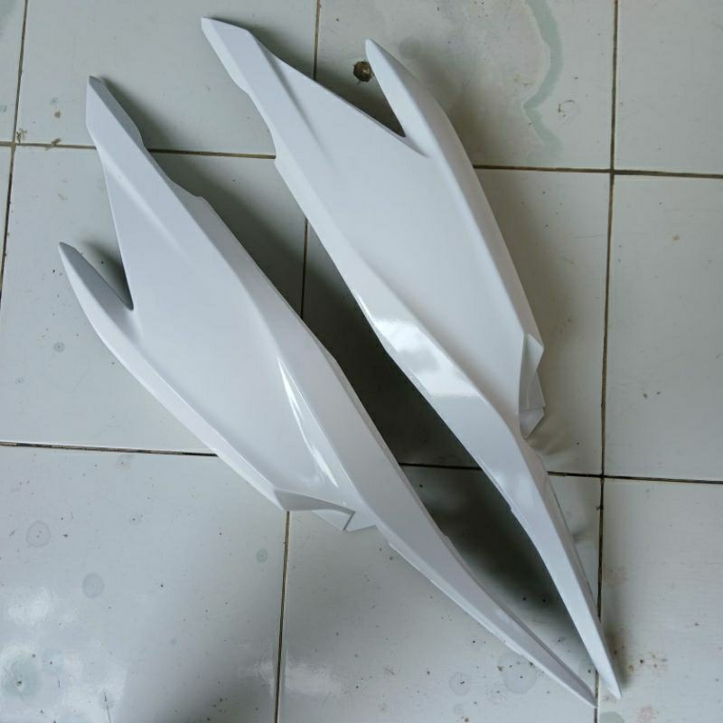 Cover Body Samping Kanan Kiri Vario 125 Old Kzr Original