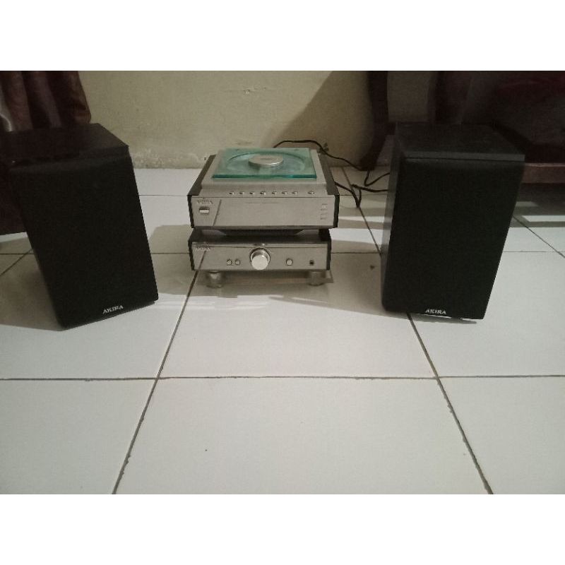 DVD home THEATER dan amplifier Akira second