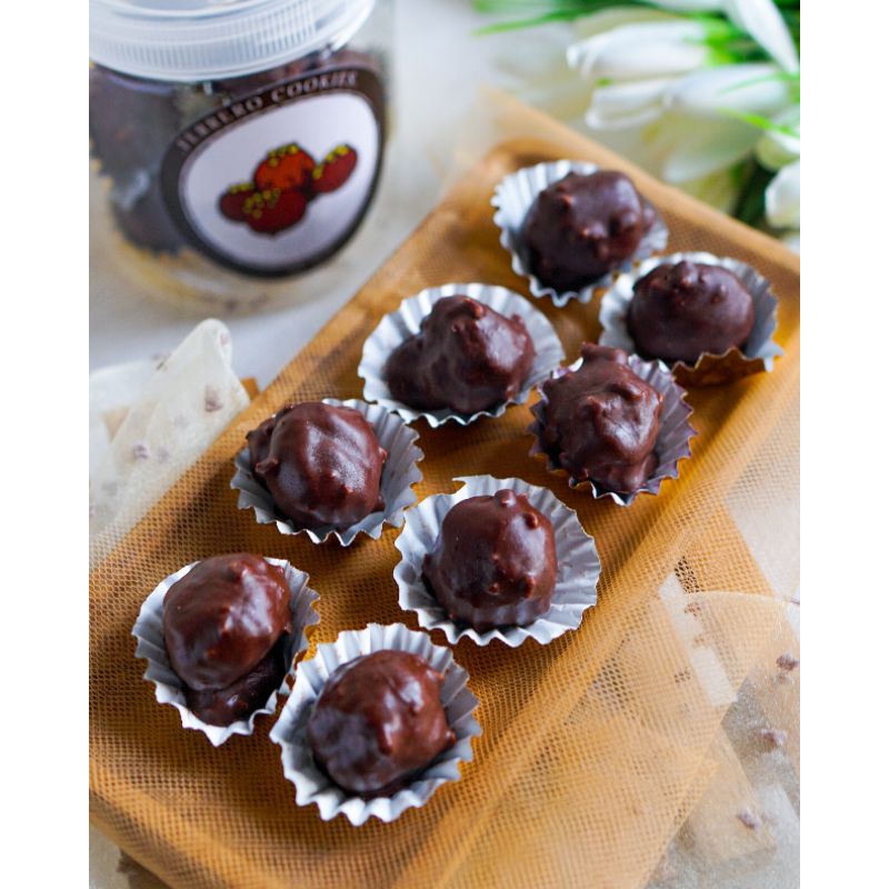 

Ferero cookies, Bola coklat, Coklat ferero, Coklat homemade, Coklat premium, Hampers coklat