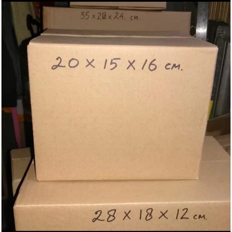 

kardus packing ukuran 20×15×16cm polos luar dalam