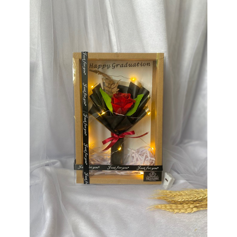 buket bunga | buket box | flower in box | hadiah wisuda | hadiah ultah