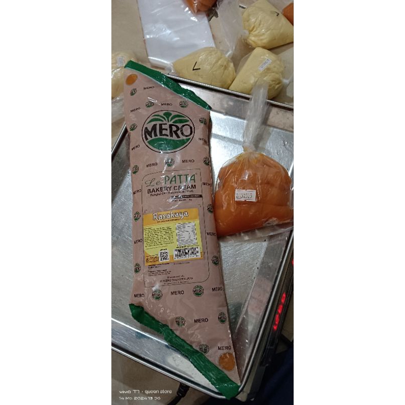 

Bakery cream srikaya lepatta mero selai srikaya repack 250g