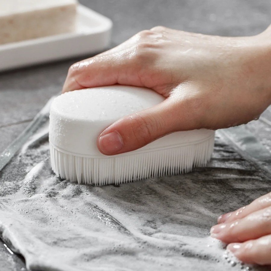 Soft Clothes Brush / Sikat Baju Lembut Sikat Halus BEBY